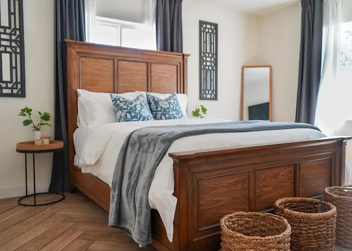 Apartment Cozy Retreat / Near Gcu, Uptown Phx